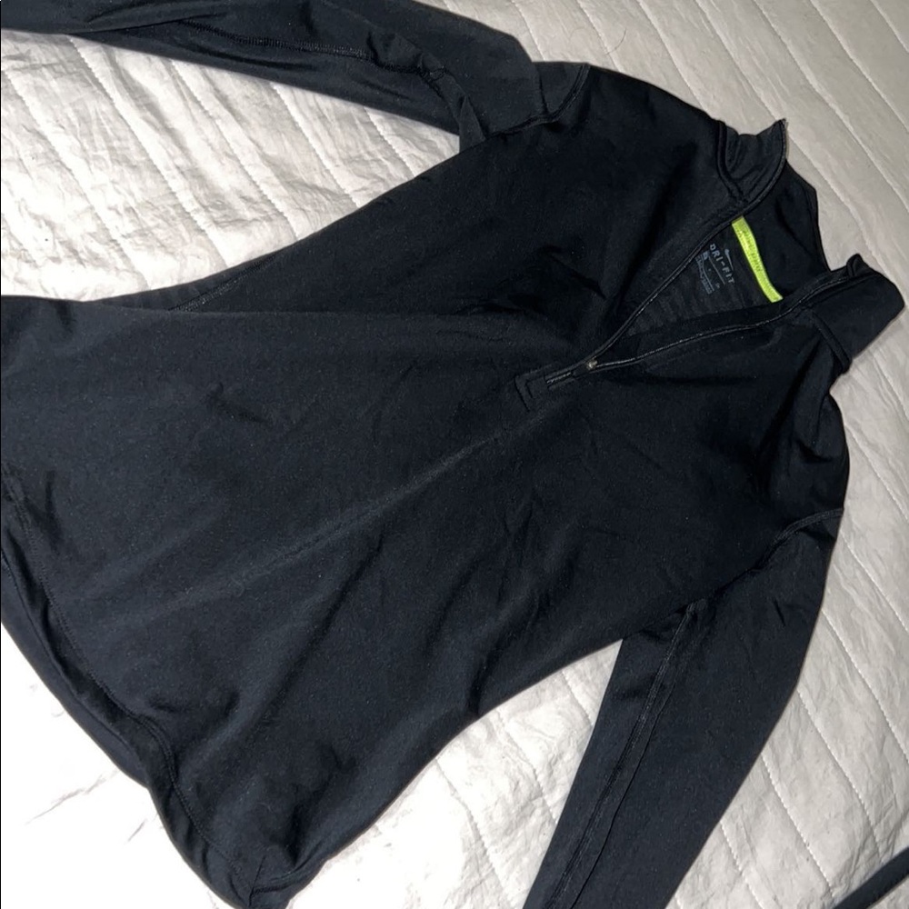 Nike pullover size S